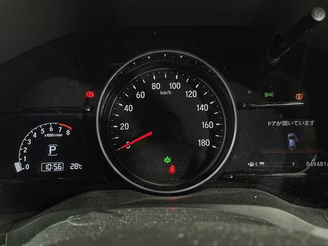 ホンダ ヴェゼル RS ホンダセンシング 福岡県 2020(令2)年 5万km プラチナホワイトパール 純正8インチメモリーナビゲーション/CD DVD HDMI BT/フルセグテレビ/バックカメラ/ホンダセンシング/ブレーキフルード/ハーフレザーシート/シートヒーター（D/N）/革巻きステアリング/ステアリングスイッチ/パトルシフト/ETC/ドライブレコーダー/オートライト/LEDヘッドライト/フォグランプ