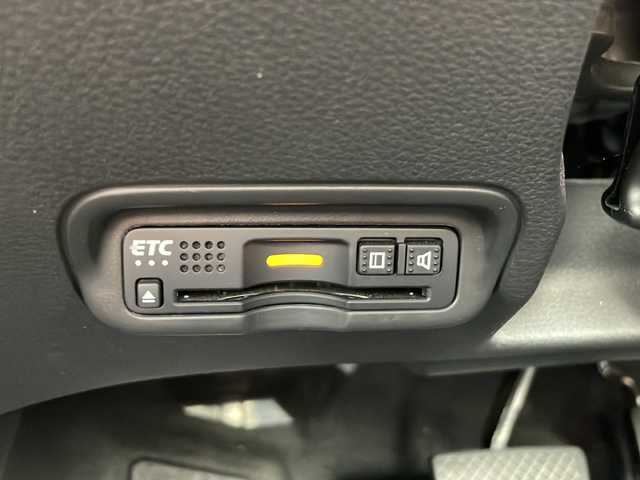 ホンダ ヴェゼル ハイブリッド Z ホンダセンシング 静岡県 2020(令2)年 3.9万km プレミアムクリスタルレッドM 純正8インチナビ/地デジTV/純正CD/DVD/Bleutooth/バックカメラ/ホンダセンシング/レーダークルーズコントロール/レーンキープアシスト/ハーフレザーシート/シートヒーター/LEDヘッドライト/純正18インチAW/ビルトインETC/保証書/取説
