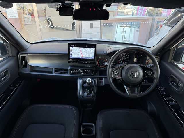 ホンダ Ｎ ＯＮＥ RS 愛知県 2024(令6)年 0.6万km パールⅡ /純正メモリナビ//SD/CD/DVD/USB/BT/AM/FM//バックカメラ//ビルトインETC//前後ドライブレコーダー//Honda SENSING//追従機能付きクルーズコントロール//衝突被害軽減ブレーキ//横滑り防止装置//レーンアシスト//オートハイビーム//アイドリングストップ//パーキングセンサー//電動パーキングブレーキ//オートブレーキホールドスイッチ//ECONスイッチ//ヘッドライトレベライザー//ステアスイッチ//シートヒーター(D/N)//純正LEDオートライト//フロントフォグランプ//純正フロアマット//純正15インチアルミホイール//純正ドアバイザー//電格ミラー//ISOFIX//ダブル/サイド/カーテンエアバック//スマートキー//スペアキー2本//取扱説明書//ナビ説明書//保証書
