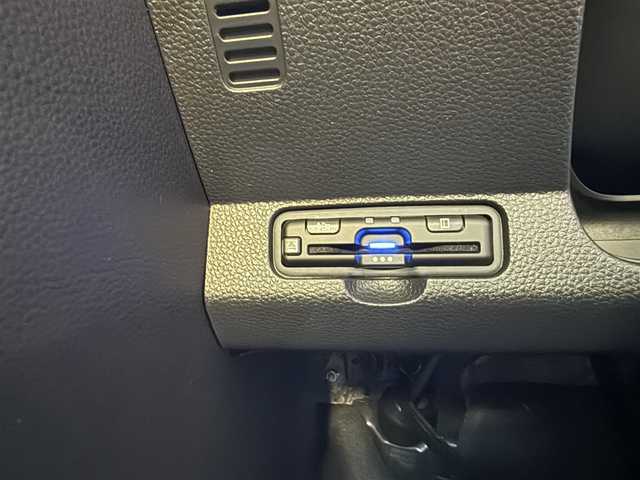 ホンダ Ｎ ＯＮＥ RS 愛知県 2024(令6)年 0.6万km パールⅡ /純正メモリナビ//SD/CD/DVD/USB/BT/AM/FM//バックカメラ//ビルトインETC//前後ドライブレコーダー//Honda SENSING//追従機能付きクルーズコントロール//衝突被害軽減ブレーキ//横滑り防止装置//レーンアシスト//オートハイビーム//アイドリングストップ//パーキングセンサー//電動パーキングブレーキ//オートブレーキホールドスイッチ//ECONスイッチ//ヘッドライトレベライザー//ステアスイッチ//シートヒーター(D/N)//純正LEDオートライト//フロントフォグランプ//純正フロアマット//純正15インチアルミホイール//純正ドアバイザー//電格ミラー//ISOFIX//ダブル/サイド/カーテンエアバック//スマートキー//スペアキー2本//取扱説明書//ナビ説明書//保証書