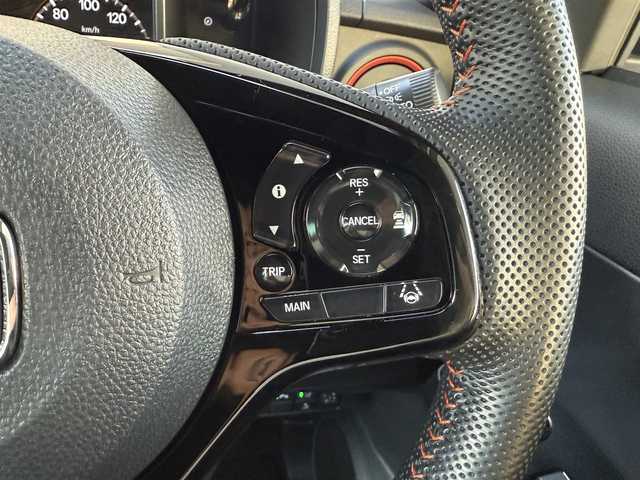 ホンダ Ｎ ＯＮＥ RS 愛知県 2024(令6)年 0.6万km パールⅡ /純正メモリナビ//SD/CD/DVD/USB/BT/AM/FM//バックカメラ//ビルトインETC//前後ドライブレコーダー//Honda SENSING//追従機能付きクルーズコントロール//衝突被害軽減ブレーキ//横滑り防止装置//レーンアシスト//オートハイビーム//アイドリングストップ//パーキングセンサー//電動パーキングブレーキ//オートブレーキホールドスイッチ//ECONスイッチ//ヘッドライトレベライザー//ステアスイッチ//シートヒーター(D/N)//純正LEDオートライト//フロントフォグランプ//純正フロアマット//純正15インチアルミホイール//純正ドアバイザー//電格ミラー//ISOFIX//ダブル/サイド/カーテンエアバック//スマートキー//スペアキー2本//取扱説明書//ナビ説明書//保証書