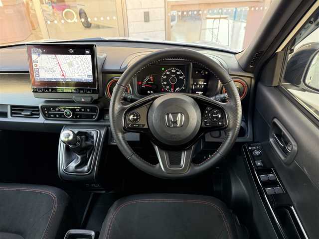 ホンダ Ｎ ＯＮＥ RS 愛知県 2024(令6)年 0.6万km パールⅡ /純正メモリナビ//SD/CD/DVD/USB/BT/AM/FM//バックカメラ//ビルトインETC//前後ドライブレコーダー//Honda SENSING//追従機能付きクルーズコントロール//衝突被害軽減ブレーキ//横滑り防止装置//レーンアシスト//オートハイビーム//アイドリングストップ//パーキングセンサー//電動パーキングブレーキ//オートブレーキホールドスイッチ//ECONスイッチ//ヘッドライトレベライザー//ステアスイッチ//シートヒーター(D/N)//純正LEDオートライト//フロントフォグランプ//純正フロアマット//純正15インチアルミホイール//純正ドアバイザー//電格ミラー//ISOFIX//ダブル/サイド/カーテンエアバック//スマートキー//スペアキー2本//取扱説明書//ナビ説明書//保証書