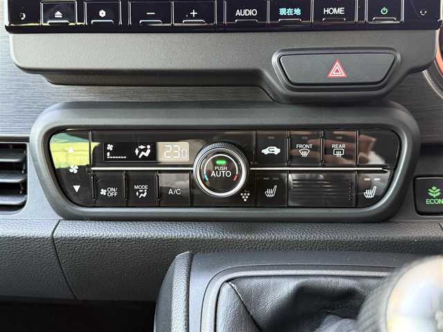 ホンダ Ｎ ＯＮＥ RS 愛知県 2024(令6)年 0.6万km パールⅡ /純正メモリナビ//SD/CD/DVD/USB/BT/AM/FM//バックカメラ//ビルトインETC//前後ドライブレコーダー//Honda SENSING//追従機能付きクルーズコントロール//衝突被害軽減ブレーキ//横滑り防止装置//レーンアシスト//オートハイビーム//アイドリングストップ//パーキングセンサー//電動パーキングブレーキ//オートブレーキホールドスイッチ//ECONスイッチ//ヘッドライトレベライザー//ステアスイッチ//シートヒーター(D/N)//純正LEDオートライト//フロントフォグランプ//純正フロアマット//純正15インチアルミホイール//純正ドアバイザー//電格ミラー//ISOFIX//ダブル/サイド/カーテンエアバック//スマートキー//スペアキー2本//取扱説明書//ナビ説明書//保証書