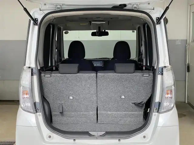 日産 デイズ ルークス ハイウェイスターX Gパッケージ 岐阜県 2015(平27)年 6.5万km ホワイトパール 純正ナビ(MC314D-W)/フルセグTV/Bluetooth/CD/DVD/アラウンドビューモニター/フリップダウンモニター/両側パワースライドドア/エマージェンシーブレーキ/横滑り防止装置/ベンチシート/オートライト/LEDヘッドライト/純正15インチAW/社外フロアマット/ETC/スマートキー