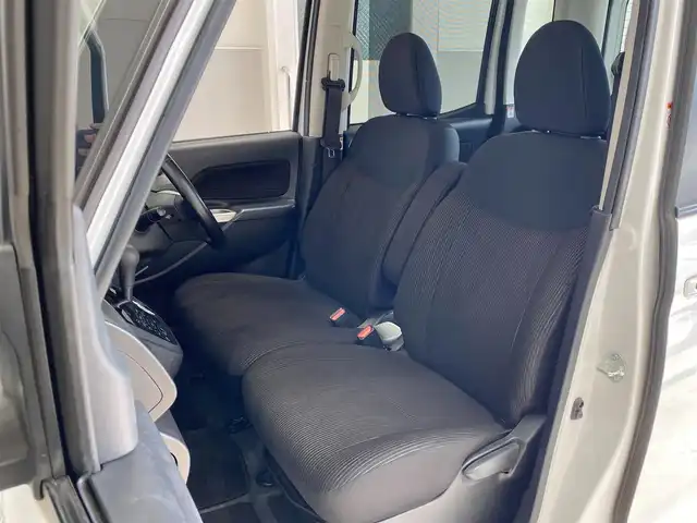 日産 デイズ ルークス ハイウェイスターX Gパッケージ 岐阜県 2015(平27)年 6.5万km ホワイトパール 純正ナビ(MC314D-W)/フルセグTV/Bluetooth/CD/DVD/アラウンドビューモニター/フリップダウンモニター/両側パワースライドドア/エマージェンシーブレーキ/横滑り防止装置/ベンチシート/オートライト/LEDヘッドライト/純正15インチAW/社外フロアマット/ETC/スマートキー