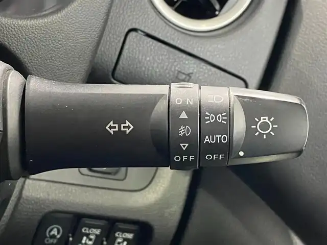 日産 デイズ ルークス ハイウェイスターX Gパッケージ 岐阜県 2015(平27)年 6.5万km ホワイトパール 純正ナビ(MC314D-W)/フルセグTV/Bluetooth/CD/DVD/アラウンドビューモニター/フリップダウンモニター/両側パワースライドドア/エマージェンシーブレーキ/横滑り防止装置/ベンチシート/オートライト/LEDヘッドライト/純正15インチAW/社外フロアマット/ETC/スマートキー