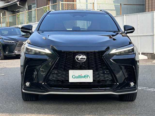 レクサス ＮＸ 350 Fスポーツ 愛知県 2023(令5)年 1.5万km グラファイトブラックガラスフレーク ワンオーナー/AWD/純正SDナビ（AM.FM.TV.BT）/フルセグTV/バックカメラ/アラウンドビューモニター/ヘッドアップディスプレイ/ドラレコ/レクサスセーフティーテクノロジー/パドルシフト/追従式クルーズコントロール/パワーシート/シートヒーター、エアシート/ビルトインETC2.0/電動リアゲート/革シート/純正AW20インチ/純正フロアマット/オートハイビーム/typeC端子/USB端子/ルーフレール