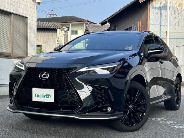 レクサス ＮＸ 350 Fスポーツ 愛知県 2023(令5)年 1.5万km グラファイトブラックガラスフレーク ワンオーナー/AWD/純正SDナビ（AM.FM.TV.BT）/フルセグTV/バックカメラ/アラウンドビューモニター/ヘッドアップディスプレイ/ドラレコ/レクサスセーフティーテクノロジー/パドルシフト/追従式クルーズコントロール/パワーシート/シートヒーター、エアシート/ビルトインETC2.0/電動リアゲート/革シート/純正AW20インチ/純正フロアマット/オートハイビーム/typeC端子/USB端子/ルーフレール