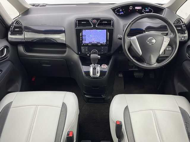 日産 セレナ ハイウェイS G S HV Aセーフ 栃木県 2015(平27)年 7.3万km ブリリアントホワイトパール 社外8インチナビ/（フルセグ/CD/DVD/BT/SD/AM/FM)）/両側パワースライドドア/フリップダウンモニター/アラウンドビューモニター/前後ドライブレコーダー/プリクラッシュセーフティーブレーキ/レーンキープアシスト/クルーズコントロール/コーナーセンサー/LEDオートライト/フォグランプ/電動格納ミラー/ETC/ステアリングスイッチ/純正アルミホイール/プッシュスタート/スマートキー