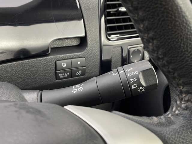 日産 セレナ ハイウェイS G S HV Aセーフ 栃木県 2015(平27)年 7.3万km ブリリアントホワイトパール 社外8インチナビ/（フルセグ/CD/DVD/BT/SD/AM/FM)）/両側パワースライドドア/フリップダウンモニター/アラウンドビューモニター/前後ドライブレコーダー/プリクラッシュセーフティーブレーキ/レーンキープアシスト/クルーズコントロール/コーナーセンサー/LEDオートライト/フォグランプ/電動格納ミラー/ETC/ステアリングスイッチ/純正アルミホイール/プッシュスタート/スマートキー