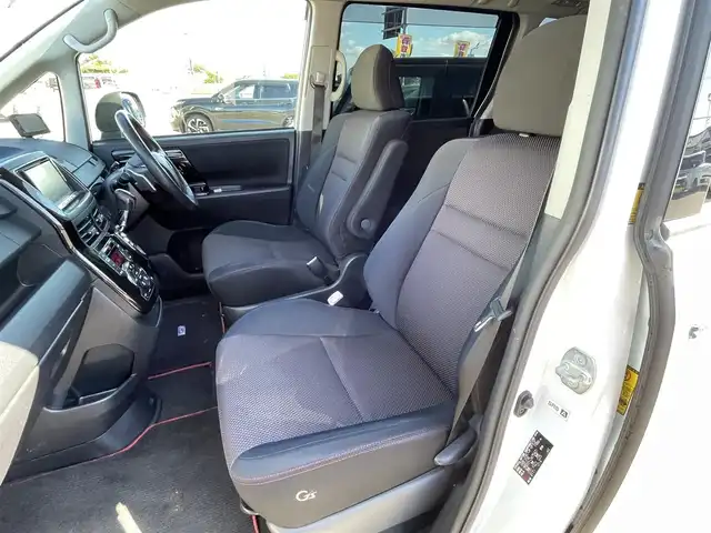 トヨタ ヴォクシー ZS G’s 宮崎県 2012(平24)年 5.4万km ホワイトパールクリスタルシャイン 社外ナビ「AVIC-ZH07」/(AM.FM.Bluetooth.DVD.CD.AUX)/フルセグTV/バックカメラ/両側パワースライドドア/サンルーフ/ETC/パドルシフト/オートライト/オートエアコン/電格ミラー/スマートキー/スペアキー/プッシュスタート/ステアリングスイッチ