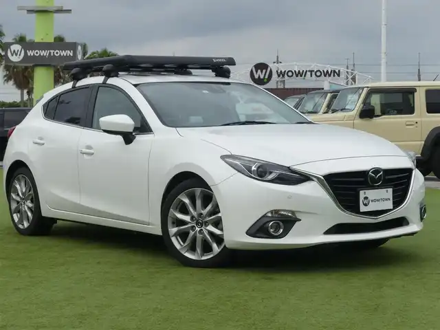 マツダ アクセラ スポーツ 20S ツーリング Lパッケージ 千葉県 2014(平26)年 3.9万km スノーフレイクホワイトパールマイカ スマートブレーキサポート/アクティブ・ドライビング・ディスプレイ/i-stop/ブラックレザーシート/運転席パワーシート/前席シートヒーター/ルーフキャリア/純正SDナビ/地デジTV/【DVD/CD再生機能　Bluetooth接続】/バックカメラ/ドライブレコーダー（前後撮影）/革巻きステアリング/パドルシフト/ETC/HIDヘッドライト/フォグライト/ウインカーミラー/コーナーセンサー/純正18インチアルミホイル/サイド/カーテンエアバッグ/アドバンストキーレスエントリー