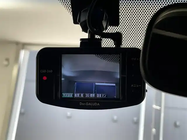 トヨタ ハリアー エレガンス 滋賀県 2017(平29)年 5.9万km ブラック 禁煙車/社外ナビ【CD/DVD/Bluetooth/フルセグ】/バックカメラ/ハーフレザーシート/D席パワーシート/前方ドラレコ/ETC/LEDヘッドライト/オートライト/プッシュスタート/スマートキー/ステアリングスイッチ