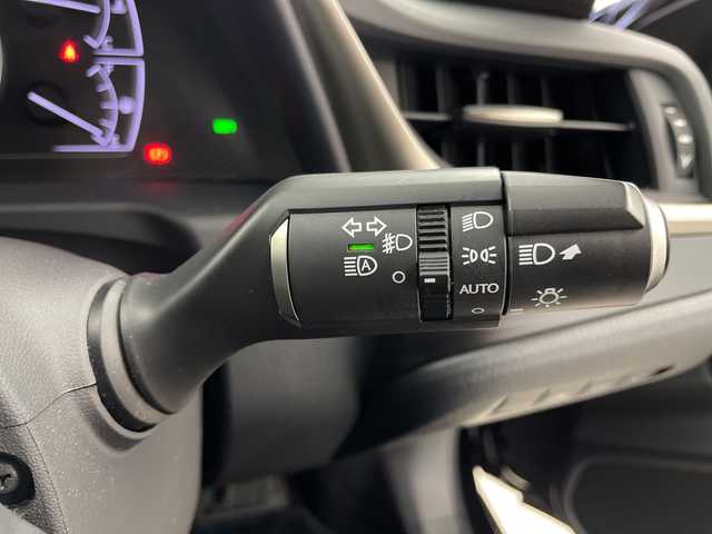 レクサス ＥＳ 300h バージョンL 岐阜県 2019(平31)年 9.7万km グラファイトブラックガラスフレーク サンルーフ/純正ナビ/CD/DVD/Bluetooth/USB/フルセグTV/レクサスセーフティシステム/プリクラッシュセーフティシステム/レーントレーシングアシスト/レーダークルーズコントロール/クリアランスソナー/アダプティブハイビームシステム/パノラミックビューモニター/パーキングサポートブレーキ/ウッドコンビステアリング/ステアリングヒーター/シートヒーター/エアシート/ブラインドスポットモニター/電動＆テレスコピックステアリング/パドルシフト/ステアリングリモコン/リアトラフィッククロスアラート/本革シート/パワーバックドア/メモリーシート/AC100V/1500W