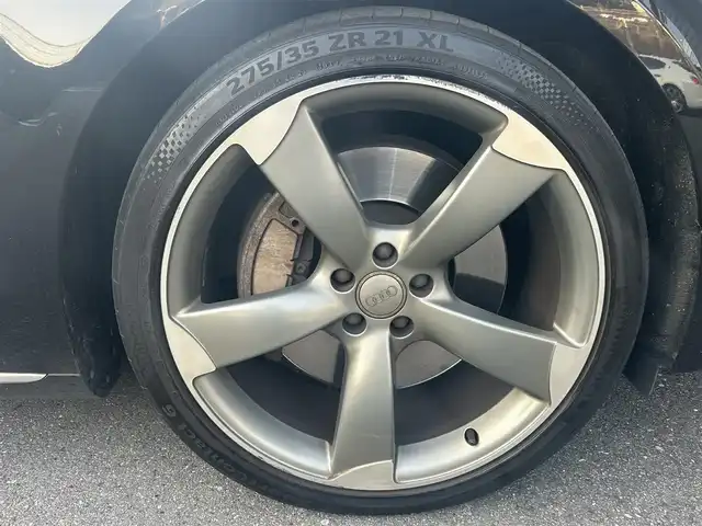 アウディ Ａ８ 4．0 TFSI クワトロ 大分県 2017(平29)年 9.6万km 黒 保証書/取扱説明書/サンルーフ/アダクティブクルーズコントロール/Audiサイドアシスト/純正ナビ/Bluetooth/地デジ/バックカメラ/サイドカメラ/フロントカメラ/黒本革/メモリー付きパワーシート/シートヒーター/シートクーラー/純正フロアマット/純正21インチアルミホイール