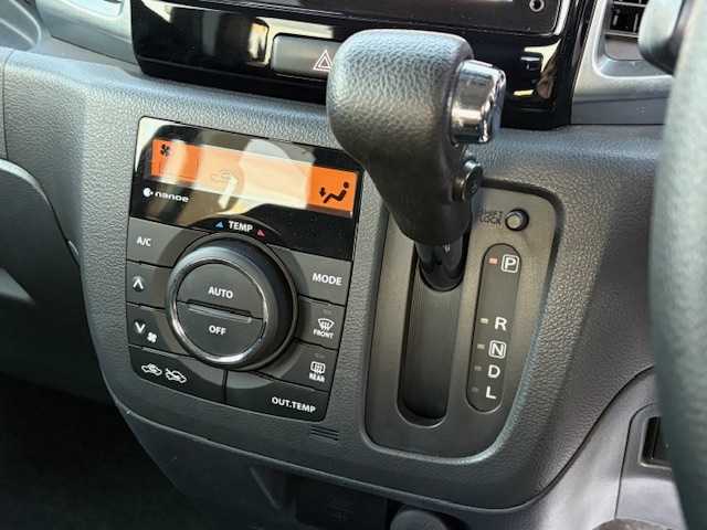 スズキ スペーシア カスタム XS 大阪府 2016(平28)年 4.3万km フェニックスレッドパール 純正ナビ/フルセグ/全方位カメラ/スズキセーフティサポート/両側パワースライドドア/運転席シートヒーター/ビルトインETC/ステアリングスイッチ/プッシュスタート/スマートキー×2