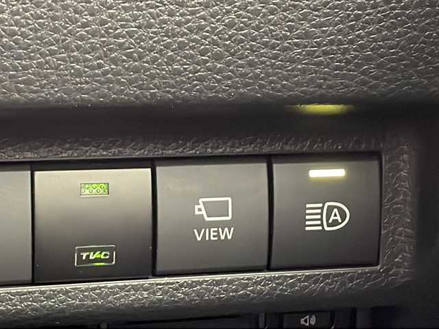 トヨタ ＲＡＶ４ HV アドベンチャー オフロードPKGⅡ 千葉県 2023(令5)年 1.7万km アティチュードブラックマイカ 禁煙車　/純正ディスプレイオーディオ　/全周囲カメラ　/ビルトインＥＴＣ２．０　/前後クリアランスソナー　/前席シートヒーター　/前席エアーシート　/運転席パワーシート　/ブラインドスポットモニター/アイドリングストップ/衝突軽減ブレーキ/プリクラッシュセーフティ/ロードサインアシスト/レーントレーシングアシスト/横滑り防止/純正フロアマット/純正１８インチAW/オートライト/オートマチックハイビーム/フォグライト/スマートキー/プッシュスタート/スペアキー1本/保証書/取扱説明書