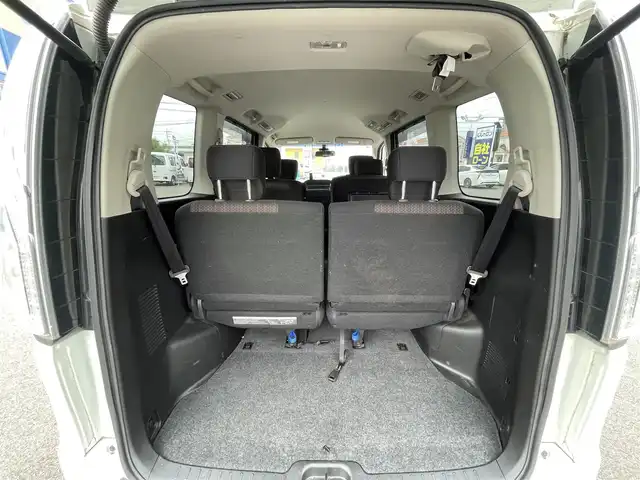 日産 セレナ ハイウェイS S HV Aセーフ 和歌山県 2014(平26)年 12.6万km パール (株)IDOMが運営する【じしゃロン和歌山店】の自社ローン専用車両になります。こちらは現金またはオートローンご利用時の価格です。自社ローンご希望の方は別途その旨お申付け下さい/純正メモリナビ　（MP３１４P-W）/（フルセグＴＶ/Ｂｌｕｅｔｏｏｔｈ/ＣＤ/ＤＶＤ）/アラウンドビューモニター　/ＥＴＣ　/コーナーセンサー　/クルーズコントロール　/両側パワースライドドア　/純正アルミホイール　/純正フロアマット