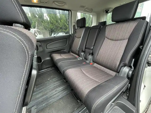 日産 セレナ ハイウェイS S HV Aセーフ 和歌山県 2014(平26)年 12.6万km パール (株)IDOMが運営する【じしゃロン和歌山店】の自社ローン専用車両になります。こちらは現金またはオートローンご利用時の価格です。自社ローンご希望の方は別途その旨お申付け下さい/純正メモリナビ　（MP３１４P-W）/（フルセグＴＶ/Ｂｌｕｅｔｏｏｔｈ/ＣＤ/ＤＶＤ）/アラウンドビューモニター　/ＥＴＣ　/コーナーセンサー　/クルーズコントロール　/両側パワースライドドア　/純正アルミホイール　/純正フロアマット