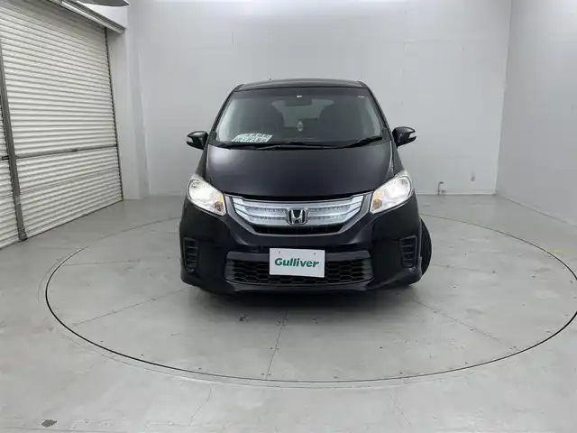 ホンダ フリード ハイブリット ジャストセレクション 茨城県 2012(平24)年 10.6万km プレミアムブラキッシュパール 社外ナビ/フルセグ視聴可能/寒冷地仕様/スペアキー/クルコン/Bluetooth/純正フロアマット/純正アルミホイール