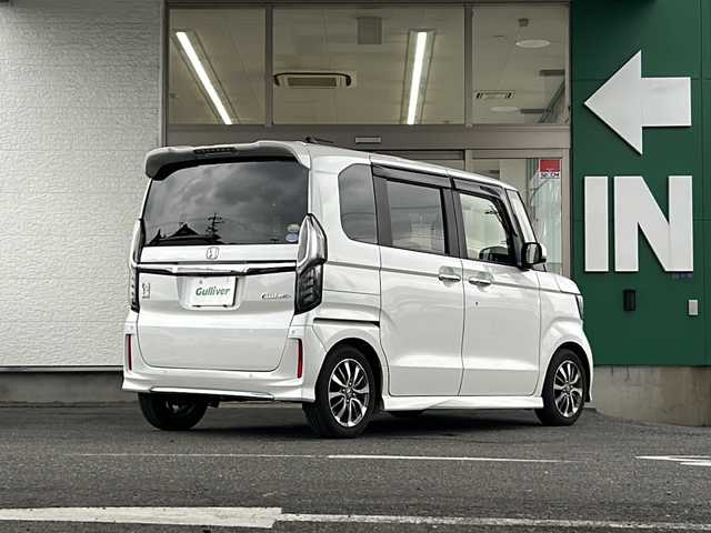 ホンダ Ｎ ＢＯＸ カスタム L 愛知県 2021(令3)年 6.8万km プラチナホワイトパール 禁煙車/片側パワースライドドア/アダプティプクルーズコントロール/レーンキープアシスト/純正ナビ（Gathers）/バックカメラ/パーキングアシスト/後方コーナーセンサー/クリアランスソナー/フルセグ/Bluetooth/ステアリングリモコン/D/N席シートヒーター/オートライト/オートハイビーム/LEDヘッドライト/フォグランプ/ドアバイザー/純正アルミ/純正フロアマット/前後ドラレコ/ETC/スペアキー/取説/保証書