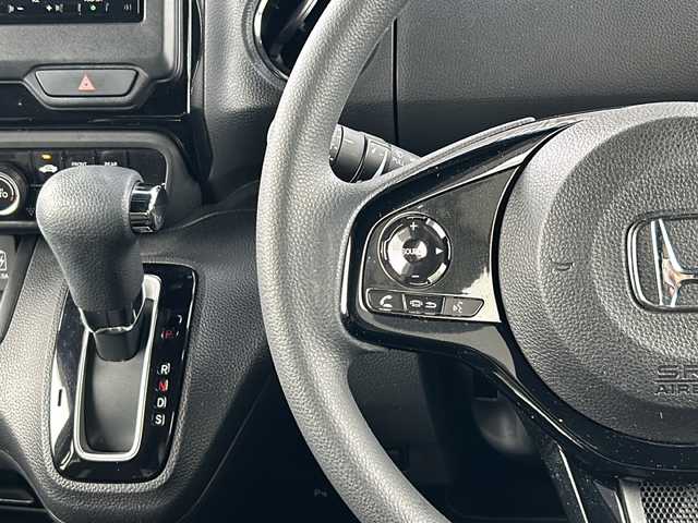 ホンダ Ｎ ＢＯＸ カスタム L 愛知県 2021(令3)年 6.8万km プラチナホワイトパール 禁煙車/片側パワースライドドア/アダプティプクルーズコントロール/レーンキープアシスト/純正ナビ（Gathers）/バックカメラ/パーキングアシスト/後方コーナーセンサー/クリアランスソナー/フルセグ/Bluetooth/ステアリングリモコン/D/N席シートヒーター/オートライト/オートハイビーム/LEDヘッドライト/フォグランプ/ドアバイザー/純正アルミ/純正フロアマット/前後ドラレコ/ETC/スペアキー/取説/保証書