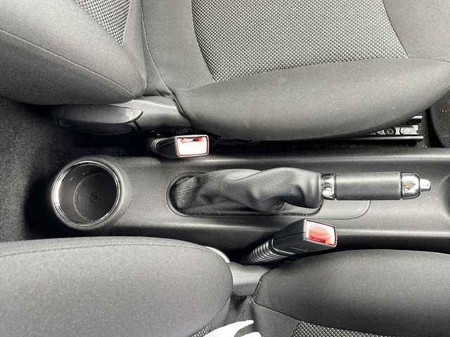 ＭＩＮＩ ミニ クーパー 新潟県 2014(平26)年 8.3万km 白 ６MT/冬タイヤ積載/純正オーディオ/（FM/AM/CD/AUX）/ETC/プッシュスタート/シガーソケット/フロアマット/フォグランプ/電格ミラー/純正AW/スペアキー×１