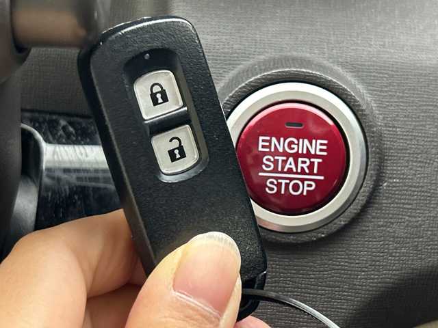 ホンダ Ｎ ＯＮＥ G 三重県 2016(平28)年 3.9万km プレミアムピンクP /禁煙車//純正ナビ/（CD.DVD.BT.SD）//フルセグTV//アイドリングストップ//プッシュスタート//ヘッドライトレベライザー//スマートキー//電動格納ミラー