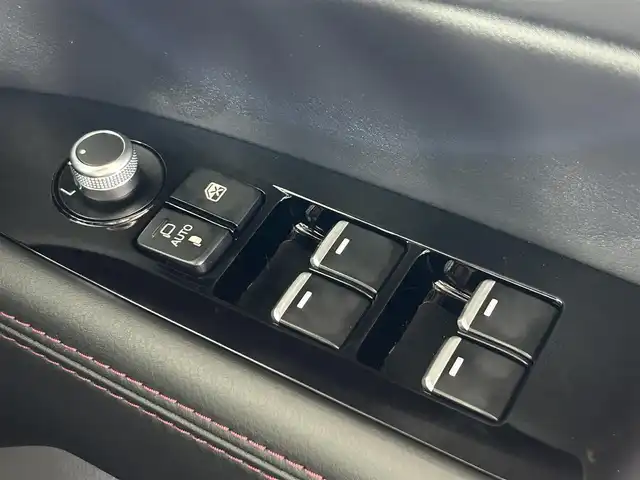 マツダ ＣＸ－５ 25S スポーツアピアランス 佐賀県 2023(令5)年 1万km ソウルレッドクリスタルM 純正10.25インチナビ/フルセグTV/CD/DVD/Bluetooth/全方位バックカメラ/衝突被害軽減システム/ブラインドスポットモニター/へドアップディスプレイ/レーダークルーズコントロール/オートライト/オートマチックハイビーム/レーンアシスト/LEDヘッドライト/クリアランスソナー/前後ドライブレコーダー/ETC/パドルシフト/パワーバックドア/レザーシート/運転席・助手席シートヒーター/運転席・助手席パワーシート/ISOFIX対応シート/純正19インチアルミホイール/スマートキー/スペアキー×１
