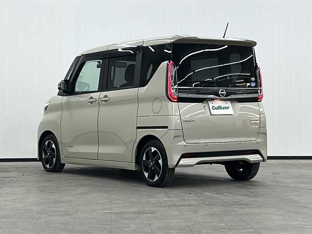 日産 ルークス HWS X プロパイロットED 長崎県 2021(令3)年 3.7万km フローズンバニラパール 純正メモリナビ/（フルセグ/CD/DVD/BTA）/アラウンドビューモニター/プロパイロット/インテリジェントエマージェンシーブレーキ/レーダークルーズコントロール/両側パワースライドドア/ハンズフリーオートスライドドア/電動パーキングブレーキ/純正14インチアルミホイール/純正LEDヘッドライト/プラズマクラスター技術搭載リヤシーリングファン/ステアリングスイッチ/電動格納ミラー/社外14インチアルミホイール積み込み