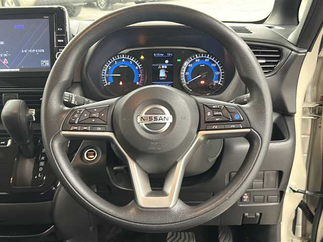 日産 ルークス HWS X プロパイロットED 長崎県 2021(令3)年 3.7万km フローズンバニラパール 純正メモリナビ/（フルセグ/CD/DVD/BTA）/アラウンドビューモニター/プロパイロット/インテリジェントエマージェンシーブレーキ/レーダークルーズコントロール/両側パワースライドドア/ハンズフリーオートスライドドア/電動パーキングブレーキ/純正14インチアルミホイール/純正LEDヘッドライト/プラズマクラスター技術搭載リヤシーリングファン/ステアリングスイッチ/電動格納ミラー/社外14インチアルミホイール積み込み