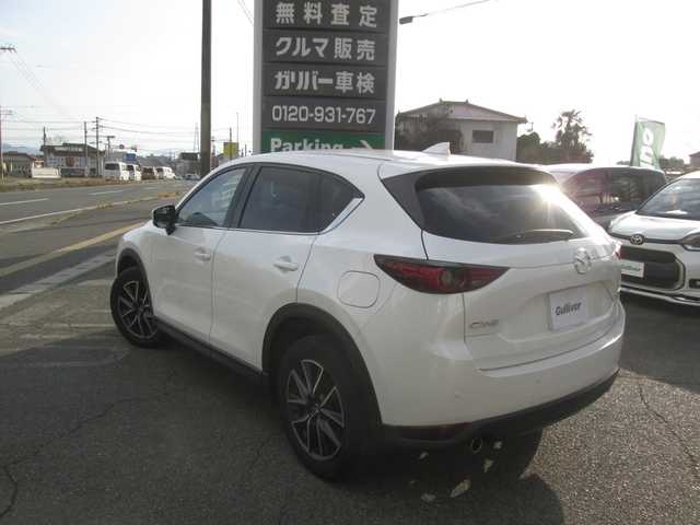 マツダ ＣＸ－５ 25S Lパッケージ 広島県 2017(平29)年 7.6万km スノーフレイクホワイトパールマイカ マツダコネクトナビ/ホワイトレザーシート/フルセグTV/バックカメラ/DVD/Bluetooth/ステアリングヒーター/前席パワーシート/前席シートヒーター/LEDヘッドライト/オートライト/BOSEサウンドシステム/パワーバックドア/スマートインETC/スペアキー