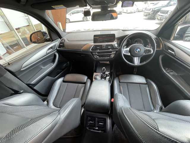 ＢＭＷ Ｘ３ xDrive20d Mスポーツ 高知県 2018(平30)年 4.8万km サファイアブラックP アクティブクルーズコントロール/ヘッドアップディスプレイ/純正HDDナビ/（CD/DVD再生/MSV/Bluetooth)/フルセグTV/360°カメラ/コンフォートアクセス/ハーフレザーシート/シートヒーター/電動リアゲート/ミラー一体型ETC/GPSレーダー（Z290csd)/ドライブレコーダー/ブラックキドニーグリル/LEDヘッドライト/純正19インチAW/保証書/取説/スペアキー