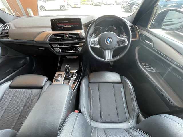 ＢＭＷ Ｘ３ xDrive20d Mスポーツ 高知県 2018(平30)年 4.8万km サファイアブラックP アクティブクルーズコントロール/ヘッドアップディスプレイ/純正HDDナビ/（CD/DVD再生/MSV/Bluetooth)/フルセグTV/360°カメラ/コンフォートアクセス/ハーフレザーシート/シートヒーター/電動リアゲート/ミラー一体型ETC/GPSレーダー（Z290csd)/ドライブレコーダー/ブラックキドニーグリル/LEDヘッドライト/純正19インチAW/保証書/取説/スペアキー