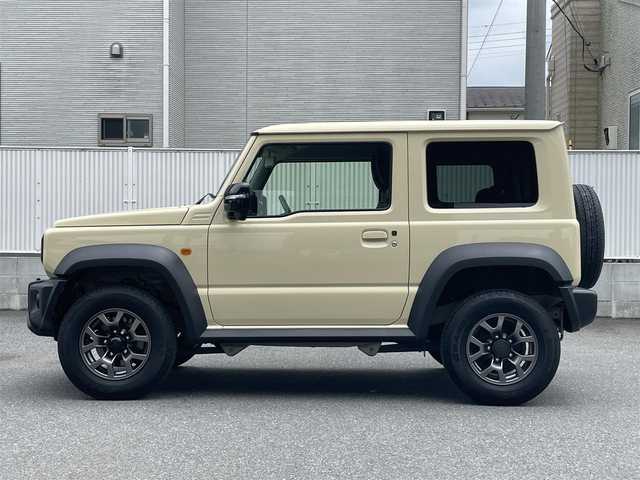 スズキ ジムニー シエラ JC 栃木県 2022(令4)年 1.7万km シフォンアイボリーM ワンオーナー/ブレーキサポート/車線逸脱警報装置/ESP（エレクトリックスタビリティプログラム）/スマートキー/エンジンプッシュスタート/スペアキー（スマートキー）/クルーズコントロール/取扱説明書/整備記録簿