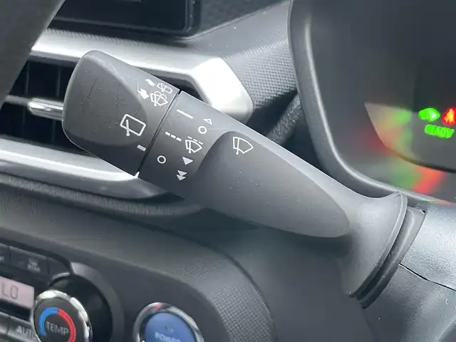 トヨタ ライズ G 大分県 2022(令4)年 3.2万km シャイニングホワイトパール スマートアシストIII/9インチディスプレイオーディオ　/地デジ　/Bカメラ　/オートハイビーム/クリアランスソナー　　/社外ルームミラー型ドラレコ　　/ＥＴＣ　/スペアキー　　/保証書　/取説