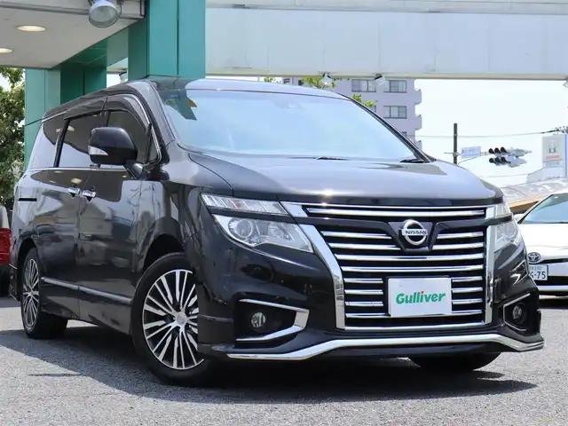日産 エルグランド 250ハイウェイスターS 神奈川県 2019(令1)年 5.5万km ファントムブラック 純正メモリナビ/フルセグテレビ/バックカメラ/フリップダウンモニター/ブラック合皮シート/スマートエントリー/イモビライザー/オットマン/クルーズコントロール/ドアバイザー/プッシュスタート/両側パワースライドドア/ETC/LEDヘッドライト/リアシェード/ドラレコ（前）/コーナーセンサー（前後）/保証書/取説、ナビ説/スペアスマートキー