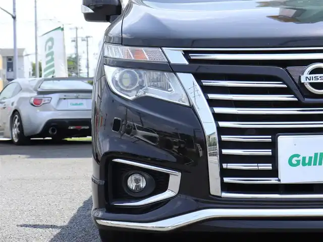 日産 エルグランド 250ハイウェイスターS 神奈川県 2019(令1)年 5.5万km ファントムブラック 純正メモリナビ/フルセグテレビ/バックカメラ/フリップダウンモニター/ブラック合皮シート/スマートエントリー/イモビライザー/オットマン/クルーズコントロール/ドアバイザー/プッシュスタート/両側パワースライドドア/ETC/LEDヘッドライト/リアシェード/ドラレコ（前）/コーナーセンサー（前後）/保証書/取説、ナビ説/スペアスマートキー