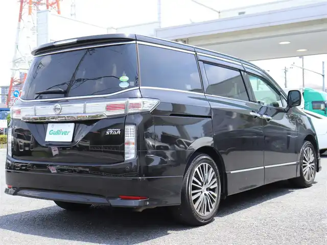 日産 エルグランド 250ハイウェイスターS 神奈川県 2019(令1)年 5.5万km ファントムブラック 純正メモリナビ/フルセグテレビ/バックカメラ/フリップダウンモニター/ブラック合皮シート/スマートエントリー/イモビライザー/オットマン/クルーズコントロール/ドアバイザー/プッシュスタート/両側パワースライドドア/ETC/LEDヘッドライト/リアシェード/ドラレコ（前）/コーナーセンサー（前後）/保証書/取説、ナビ説/スペアスマートキー