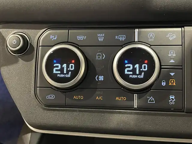 ランドローバー ランドローバー ディフェンダー 110SE 静岡県 2020(令2)年 3.8万km 黒 衝突軽減ブレーキ　/半革　/純正２０ＡＷ　/ＡＣＣ　/ＬＥＤ　/ＥＴＣ　/３６０°カメラ　/ワイヤレス充電　/パワーシート／ヒーター／メモリ　/ＣａｒＰｌａｙ　/社外ドライブレコーダー　/アンビエントライト