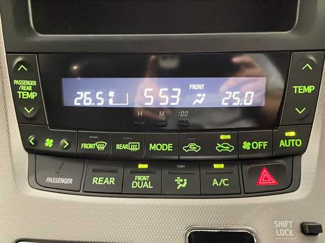 トヨタ ヴェルファイア 2．4Z 栃木県 2012(平24)年 4.2万km ホワイトパールクリスタルシャイン ワンオーナー/純正SDナビ/・NSZT-W62G/・Bluetooth CD DVD/・TV フルセグ/・バックカメラ/モデリスタエアロ/両側パワースライドドア/ETC/ドライブレコーダー/レザーシート/コーナーセンサー/HIDヘッドライト/オートライト/ドアバイザー/取扱説明書/保証書