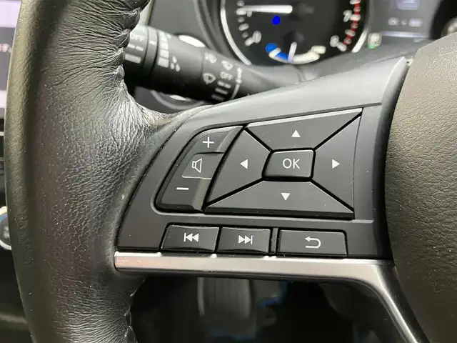 日産 エクストレイル ハイブリッド 20Xi 三重県 2018(平30)年 11.5万km チタニウムカーキ ♪車検 令和9年6月28日迄/♪4WD/ヒルディセントコントロール/プロパイロット/エマージェンシーブレーキ/LDW(車線逸脱警報)/BSW(後側方車両検知警報)/コーナーセンサー/オートブレーキホールド/デジタルインナーミラー/パワーバックドア(ハンズフリー機能)/全席シートヒーター/インテリジェントキー×2/プッシュスタート/ドライブレコーダー/純正ナビ/・AUX・SD・CD録音/・フルセグ・DVD再生/・Bluetoothオーディオ/・アラウンドビューモニター/・バックカメラ/純正17インチAW/LEDヘッドライト/LEDフォグライト/オートライト/オートハイビーム/ウィンカーミラー/オートリトラクタブルミラー/プライバシーガラス/フロアマット/ドアバイザー/ETC