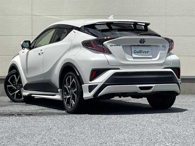 トヨタ Ｃ－ＨＲ G 茨城県 2017(平29)年 7.1万km ホワイトパールクリスタルシャイン 純正9インチナビ/フルセグTV/バックカメラ/フルモデリスタ/コーナーセンサー前後/クルーズコントロール/ドラレコ前方/オートマチックハイビーム/レーンキープアシスト/盗難防止装置/横滑り防止装置/シートヒーター/ETC2.0/BSM