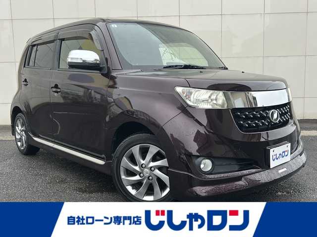 トヨタ ｂＢ Z 煌 埼玉県 2015(平27)年 8.2万km ダークレッドマイカ (株)IDOMが運営する【じしゃロン熊谷店】の自社ローン専用車両になりますこちらは現金またはオートローンご利用時の価格です。自社ローンご希望の方は別途その旨お申付け下さい/純正ＳＤナビ　NSZT-W64/　CD/DVD/DTV/Bluetooth/KENSTYLE製社外エアロ　フロント・リア/スマートキー/純正フロアマット/ハーフレザーシート