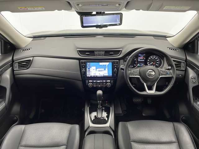 日産 エクストレイル 20Xi 宮崎県 2020(令2)年 6.1万km ダイヤモンドブラック プロパイロット/エマ―ジェンシーブレーキ/車線逸脱警報/車線逸脱制御/後側方車両検知警報/オートマチックハイビーム/クリアランスソナー/インテリジェントルームミラー/純正9インチSDナビ/フルセグTV/CD/DVD/Bluetooth/アラウンドビューモニター/パワーバックドア/オートブレーキホールド機能/カプロンシート/シートヒーター/LEDヘッドライト/ビルトインETC/純正18インチAW