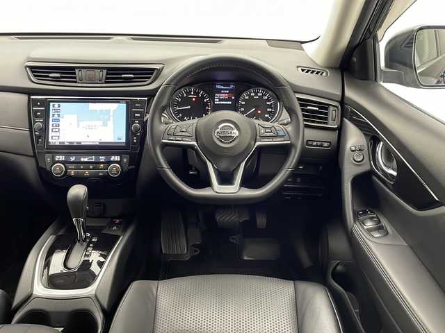 日産 エクストレイル 20Xi 宮崎県 2020(令2)年 6.1万km ダイヤモンドブラック プロパイロット/エマ―ジェンシーブレーキ/車線逸脱警報/車線逸脱制御/後側方車両検知警報/オートマチックハイビーム/クリアランスソナー/インテリジェントルームミラー/純正9インチSDナビ/フルセグTV/CD/DVD/Bluetooth/アラウンドビューモニター/パワーバックドア/オートブレーキホールド機能/カプロンシート/シートヒーター/LEDヘッドライト/ビルトインETC/純正18インチAW