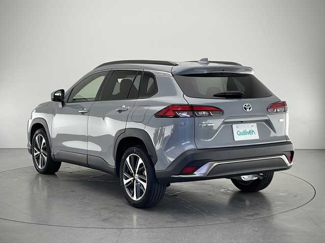 トヨタ カローラ クロス ハイブリッド Z 長野県 2021(令3)年 4.5万km セメントグレーメタリック 純正ディスプレイオーディオ/（Bluetooth＆USB＆FM・AM）/全方位カメラ/トヨタセーフティセンス/・クルーズコントロール（追従あり）/・LTA/PCS/BSM/RCTA/PKSB/RSA/・クリアランスソナー/寒冷地仕様/純正エンジンスターター/ドライブレコーダー（前後）/ビルトインETC/パワーシート（D席）/シートヒーター（前席）/ステアリングヒーター/電動パーキングブレーキ/ブレーキホールド/オートマチックハイビーム/オートライト/LEDヘッドライト/フォグランプ/18インチ純正アルミホイール/純正フロアマット/電動リアゲート/スマートキー