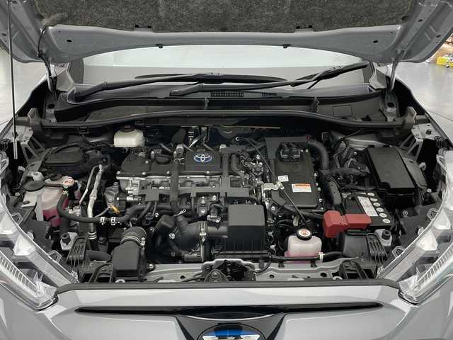 トヨタ カローラ クロス ハイブリッド Z 長野県 2021(令3)年 4.5万km セメントグレーメタリック 純正ディスプレイオーディオ/（Bluetooth＆USB＆FM・AM）/全方位カメラ/トヨタセーフティセンス/・クルーズコントロール（追従あり）/・LTA/PCS/BSM/RCTA/PKSB/RSA/・クリアランスソナー/寒冷地仕様/純正エンジンスターター/ドライブレコーダー（前後）/ビルトインETC/パワーシート（D席）/シートヒーター（前席）/ステアリングヒーター/電動パーキングブレーキ/ブレーキホールド/オートマチックハイビーム/オートライト/LEDヘッドライト/フォグランプ/18インチ純正アルミホイール/純正フロアマット/電動リアゲート/スマートキー