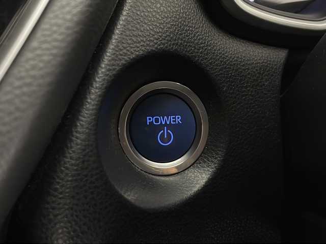 トヨタ カローラ クロス ハイブリッド Z 長野県 2021(令3)年 4.5万km セメントグレーメタリック 純正ディスプレイオーディオ/（Bluetooth＆USB＆FM・AM）/全方位カメラ/トヨタセーフティセンス/・クルーズコントロール（追従あり）/・LTA/PCS/BSM/RCTA/PKSB/RSA/・クリアランスソナー/寒冷地仕様/純正エンジンスターター/ドライブレコーダー（前後）/ビルトインETC/パワーシート（D席）/シートヒーター（前席）/ステアリングヒーター/電動パーキングブレーキ/ブレーキホールド/オートマチックハイビーム/オートライト/LEDヘッドライト/フォグランプ/18インチ純正アルミホイール/純正フロアマット/電動リアゲート/スマートキー