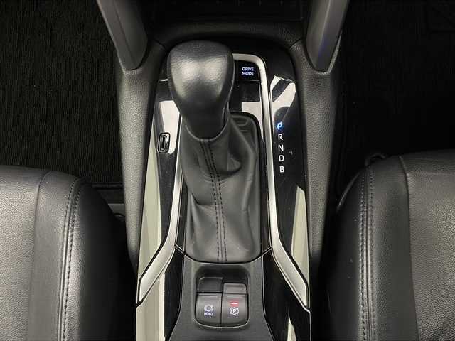 トヨタ カローラ クロス ハイブリッド Z 長野県 2021(令3)年 4.5万km セメントグレーメタリック 純正ディスプレイオーディオ/（Bluetooth＆USB＆FM・AM）/全方位カメラ/トヨタセーフティセンス/・クルーズコントロール（追従あり）/・LTA/PCS/BSM/RCTA/PKSB/RSA/・クリアランスソナー/寒冷地仕様/純正エンジンスターター/ドライブレコーダー（前後）/ビルトインETC/パワーシート（D席）/シートヒーター（前席）/ステアリングヒーター/電動パーキングブレーキ/ブレーキホールド/オートマチックハイビーム/オートライト/LEDヘッドライト/フォグランプ/18インチ純正アルミホイール/純正フロアマット/電動リアゲート/スマートキー